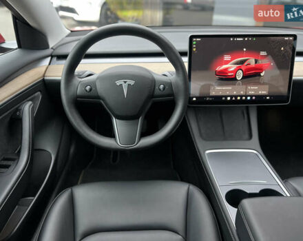 Красный Тесла Модель 3, объемом двигателя 0 л и пробегом 11 тыс. км за 25900 $, фото 9 на Automoto.ua