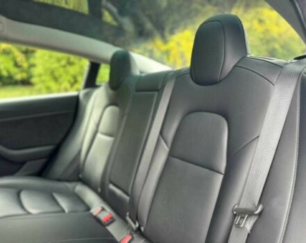 Червоний Тесла Модель 3, об'ємом двигуна 0 л та пробігом 25 тис. км за 16000 $, фото 10 на Automoto.ua