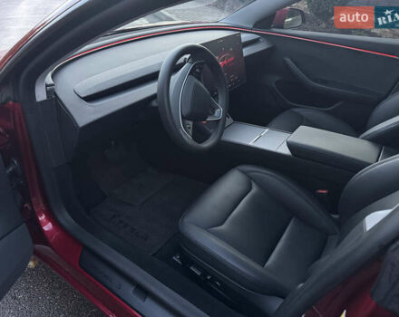 Червоний Тесла Модель 3, об'ємом двигуна 0 л та пробігом 43 тис. км за 33000 $, фото 20 на Automoto.ua