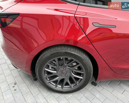Червоний Тесла Модель 3, об'ємом двигуна 0 л та пробігом 10 тис. км за 29900 $, фото 24 на Automoto.ua