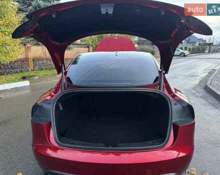 Червоний Тесла Модель 3, об'ємом двигуна 0 л та пробігом 43 тис. км за 33000 $, фото 34 на Automoto.ua