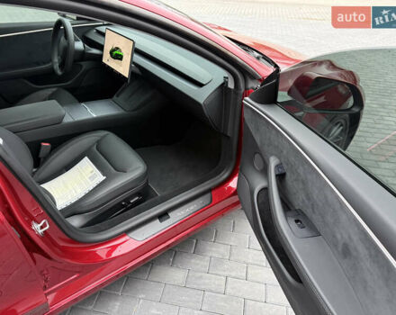 Червоний Тесла Модель 3, об'ємом двигуна 0 л та пробігом 10 тис. км за 29900 $, фото 23 на Automoto.ua