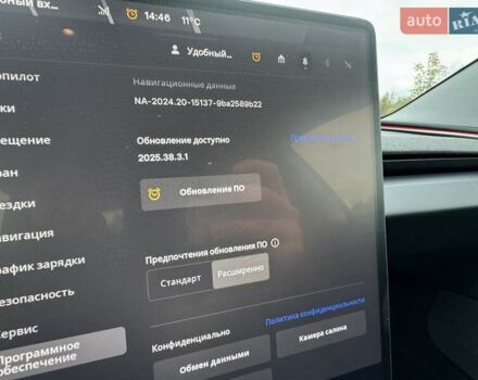 Красный Тесла Модель 3, объемом двигателя 0 л и пробегом 5 тыс. км за 27200 $, фото 25 на Automoto.ua