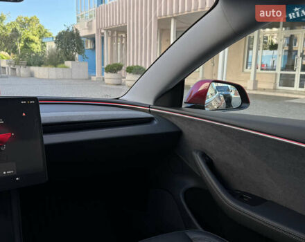 Тесла Модель 3 2024 у Одесі на Automoto.ua Червоний Тесла Модель 3, об'ємом двигуна 0 л та пробігом 10 тис. км за 36700 $, фото 20 на Automoto.ua