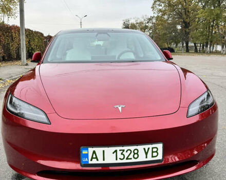 Тесла Модель 3 2024 в Белой Церкве на Automoto.ua Красный Тесла Модель 3, объемом двигателя 0 л и пробегом 13 тыс. км за 29800 $, фото 2 на Automoto.ua