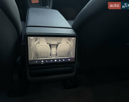 Червоний Тесла Модель 3, об'ємом двигуна 0 л та пробігом 43 тис. км за 33000 $, фото 30 на Automoto.ua