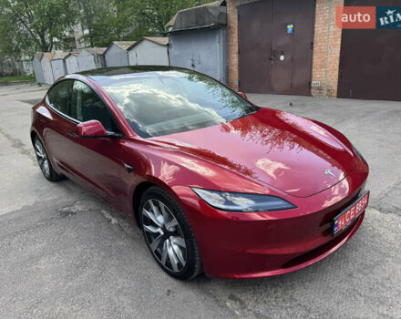 Тесла Модель 3 2024 у Вінниці на Automoto.ua Червоний Тесла Модель 3, об'ємом двигуна 0 л та пробігом 1 тис. км за 34000 $, фото 21 на Automoto.ua