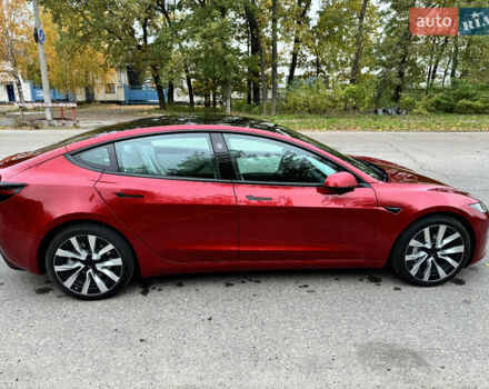 Тесла Модель 3 2024 в Белой Церкве на Automoto.ua Красный Тесла Модель 3, объемом двигателя 0 л и пробегом 13 тыс. км за 29800 $, фото 3 на Automoto.ua
