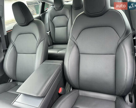 Красный Тесла Модель 3, объемом двигателя 0 л и пробегом 3 тыс. км за 29999 $, фото 13 на Automoto.ua