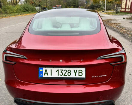 Тесла Модель 3 2024 в Белой Церкве на Automoto.ua Красный Тесла Модель 3, объемом двигателя 0 л и пробегом 13 тыс. км за 29800 $, фото 5 на Automoto.ua