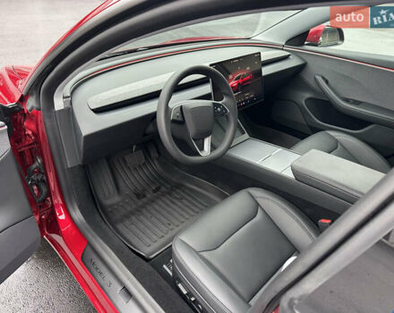 Красный Тесла Модель 3, объемом двигателя 0 л и пробегом 3 тыс. км за 29999 $, фото 12 на Automoto.ua