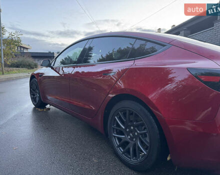 Червоний Тесла Модель 3, об'ємом двигуна 0 л та пробігом 43 тис. км за 33000 $, фото 11 на Automoto.ua