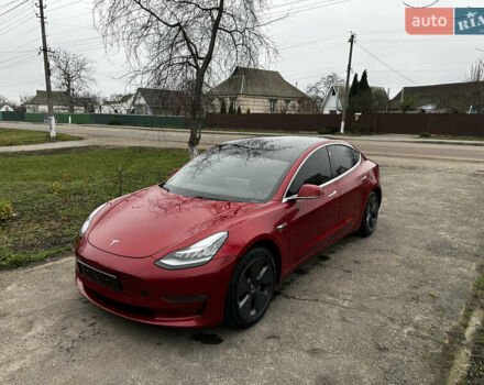 Красный Тесла Модель 3, объемом двигателя 0 л и пробегом 255 тыс. км за 13700 $, фото 1 на Automoto.ua