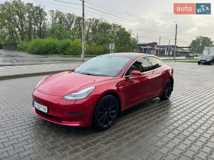 Красный Тесла Модель 3, объемом двигателя 0 л и пробегом 132 тыс. км за 16500 $, фото 1 на Automoto.ua