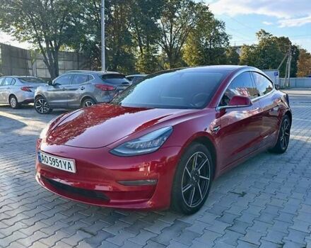 Красный Тесла Модель 3, объемом двигателя 0 л и пробегом 159 тыс. км за 16299 $, фото 1 на Automoto.ua