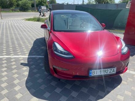 Тесла Модель 3 2018 у Полтаві на Automoto.ua Червоний Тесла Модель 3, об'ємом двигуна 0 л та пробігом 55 тис. км за 20990 $, фото 1 на Automoto.ua