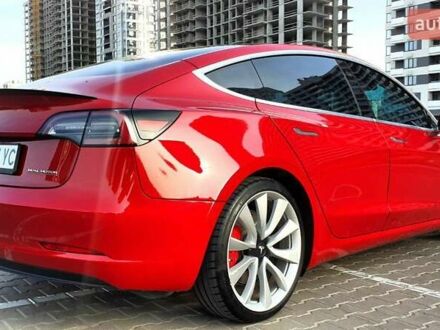 Красный Тесла Модель 3, объемом двигателя 0 л и пробегом 115 тыс. км за 28980 $, фото 1 на Automoto.ua