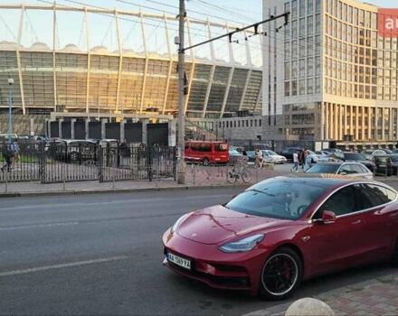 Красный Тесла Модель 3, объемом двигателя 0 л и пробегом 67 тыс. км за 23800 $, фото 1 на Automoto.ua