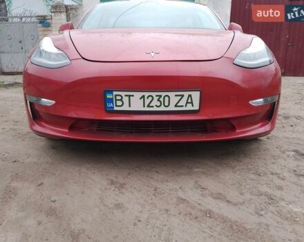 Червоний Тесла Модель 3, об'ємом двигуна 0 л та пробігом 211 тис. км за 14000 $, фото 1 на Automoto.ua