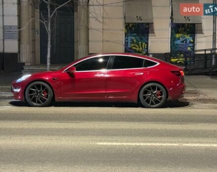 Червоний Тесла Модель 3, об'ємом двигуна 0 л та пробігом 150 тис. км за 17100 $, фото 1 на Automoto.ua