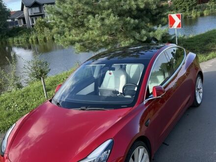 Тесла Модель 3 2018 в Киеве на Automoto.ua Красный Тесла Модель 3, объемом двигателя 0 л и пробегом 91 тыс. км за 21500 $, фото 1 на Automoto.ua