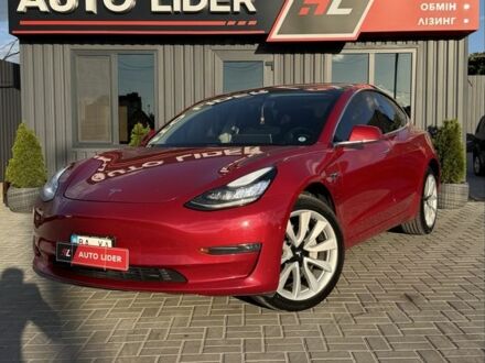 Красный Тесла Модель 3, объемом двигателя 0 л и пробегом 130 тыс. км за 16200 $, фото 1 на Automoto.ua