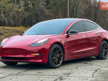 Красный Тесла Модель 3, объемом двигателя 0 л и пробегом 149 тыс. км за 19499 $, фото 1 на Automoto.ua