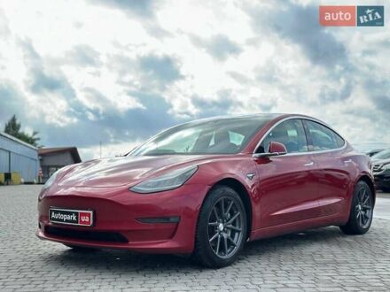 Тесла Модель 3 2019 у Львові на Automoto.ua Червоний Тесла Модель 3, об'ємом двигуна 0 л та пробігом 110 тис. км за 15150 $, фото 1 на Automoto.ua