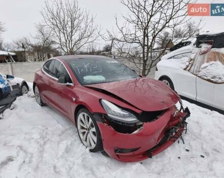 Красный Тесла Модель 3, объемом двигателя 0 л и пробегом 75 тыс. км за 9950 $, фото 1 на Automoto.ua