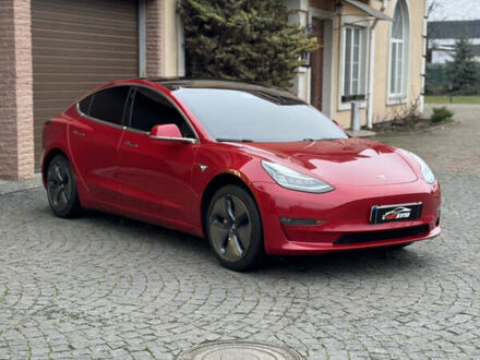 Червоний Тесла Модель 3, об'ємом двигуна 0 л та пробігом 125 тис. км за 17999 $, фото 1 на Automoto.ua