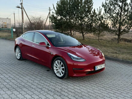 Тесла Модель 3 2019 у Радехове на Automoto.ua Червоний Тесла Модель 3, об'ємом двигуна 0 л та пробігом 120 тис. км за 19400 $, фото 1 на Automoto.ua