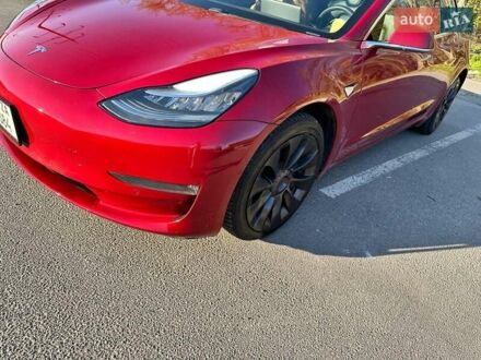 Тесла Модель 3 2019 у Дніпро (Дніпропетровську) на Automoto.ua Червоний Тесла Модель 3, об'ємом двигуна 0 л та пробігом 114 тис. км за 18299 $, фото 1 на Automoto.ua