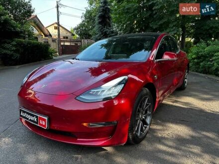 Тесла Модель 3 2020 в Киеве на Automoto.ua Красный Тесла Модель 3, объемом двигателя 0 л и пробегом 80 тыс. км за 15890 $, фото 1 на Automoto.ua
