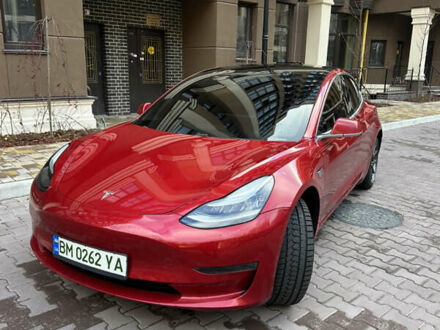 Тесла Модель 3 2020 у Києві на Automoto.ua Червоний Тесла Модель 3, об'ємом двигуна 0 л та пробігом 102 тис. км за 19100 $, фото 1 на Automoto.ua