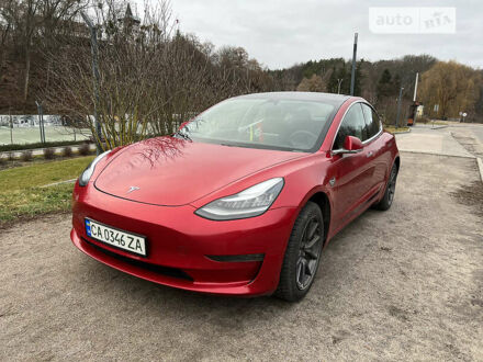 Тесла Модель 3 2020 в Умани на Automoto.ua Красный Тесла Модель 3, объемом двигателя 0 л и пробегом 34 тыс. км за 25900 $, фото 1 на Automoto.ua