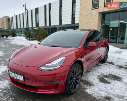 Червоний Тесла Модель 3, об'ємом двигуна 0 л та пробігом 93 тис. км за 17500 $, фото 1 на Automoto.ua