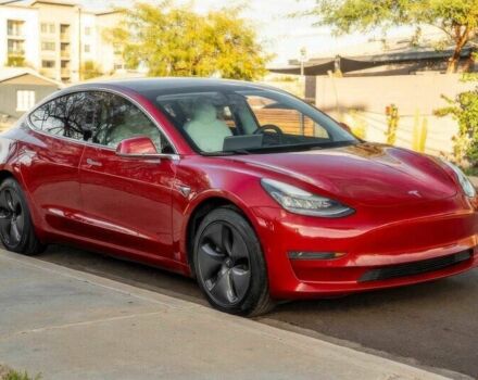 Червоний Тесла Модель 3, об'ємом двигуна 0 л та пробігом 35 тис. км за 8000 $, фото 1 на Automoto.ua