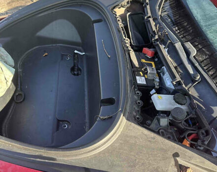 Красный Тесла Модель 3, объемом двигателя 0 л и пробегом 40 тыс. км за 8700 $, фото 1 на Automoto.ua