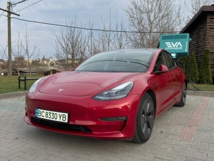 Красный Тесла Модель 3, объемом двигателя 0 л и пробегом 30 тыс. км за 22900 $, фото 1 на Automoto.ua
