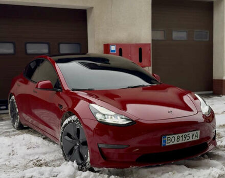 Красный Тесла Модель 3, объемом двигателя 0 л и пробегом 62 тыс. км за 19850 $, фото 1 на Automoto.ua