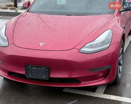 Красный Тесла Модель 3, объемом двигателя 0 л и пробегом 135 тыс. км за 22500 $, фото 1 на Automoto.ua