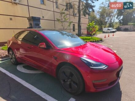 Красный Тесла Модель 3, объемом двигателя 0 л и пробегом 73 тыс. км за 20500 $, фото 1 на Automoto.ua