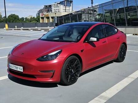 Тесла Модель 3 2021 у Києві на Automoto.ua Червоний Тесла Модель 3, об'ємом двигуна 0 л та пробігом 51 тис. км за 34200 $, фото 1 на Automoto.ua