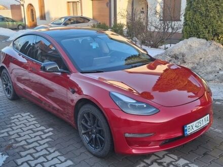 Червоний Тесла Модель 3, об'ємом двигуна 0 л та пробігом 47 тис. км за 17500 $, фото 1 на Automoto.ua