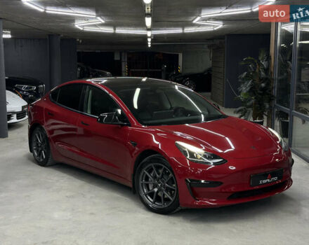 Красный Тесла Модель 3, объемом двигателя 0 л и пробегом 120 тыс. км за 20900 $, фото 1 на Automoto.ua