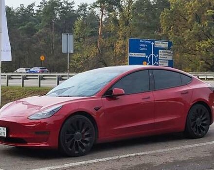 Красный Тесла Модель 3, объемом двигателя 0 л и пробегом 43 тыс. км за 27000 $, фото 1 на Automoto.ua