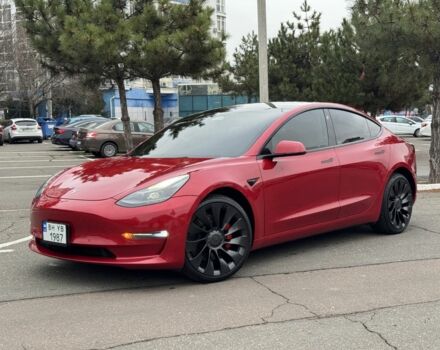 Красный Тесла Модель 3, объемом двигателя 0 л и пробегом 30 тыс. км за 23900 $, фото 1 на Automoto.ua