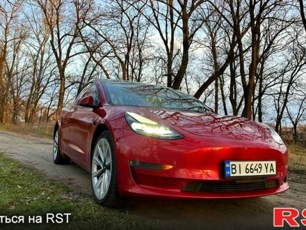 Красный Тесла Модель 3, объемом двигателя 0.29 л и пробегом 177 тыс. км за 14500 $, фото 1 на Automoto.ua