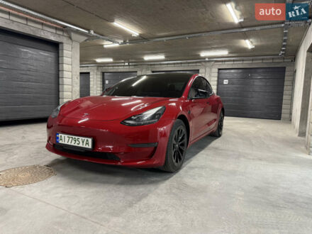 Красный Тесла Модель 3, объемом двигателя 0 л и пробегом 115 тыс. км за 19000 $, фото 1 на Automoto.ua