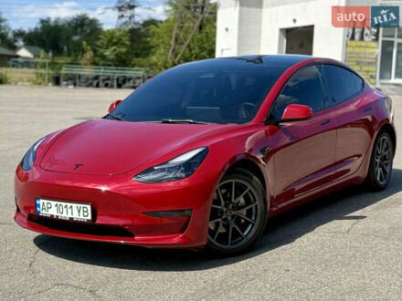 Тесла Модель 3 2022 у Запоріжжя на Automoto.ua Червоний Тесла Модель 3, об'ємом двигуна 0 л та пробігом 96 тис. км за 19600 $, фото 1 на Automoto.ua